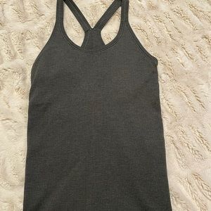 Lululemon tank top with built in bra